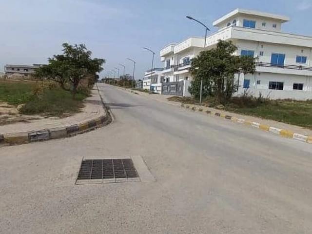 Land for sale in Islamabad