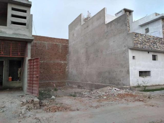 Land for sale in Multan, Punjab