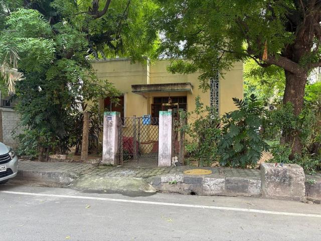 Land for sale in Adyar, Tamil Nadu