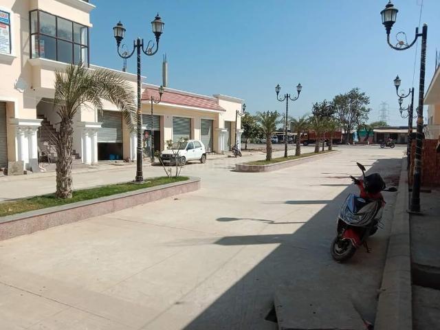 Land for sale in Chaumuha, Mathura