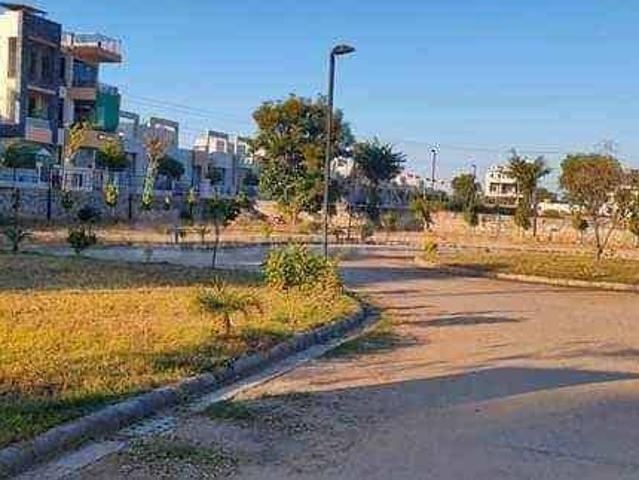 Land for sale in Central Delhi, Deri