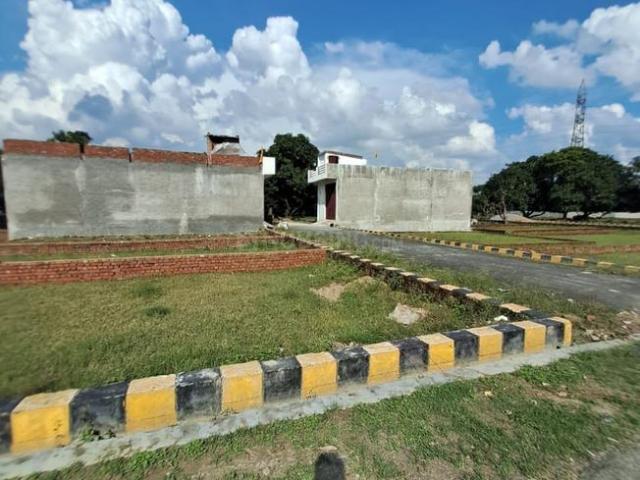 Land for sale in Alambagh, Lucknow