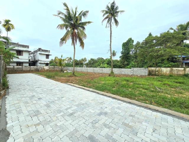 Land for sale in Kerala