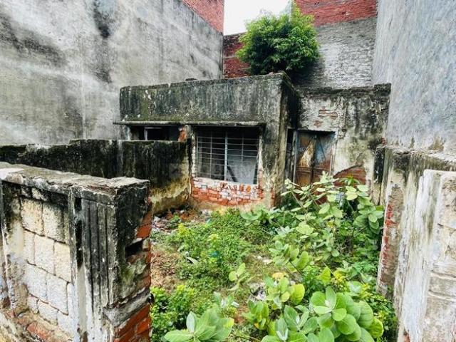 Land for sale in Aliganj, Lucknow