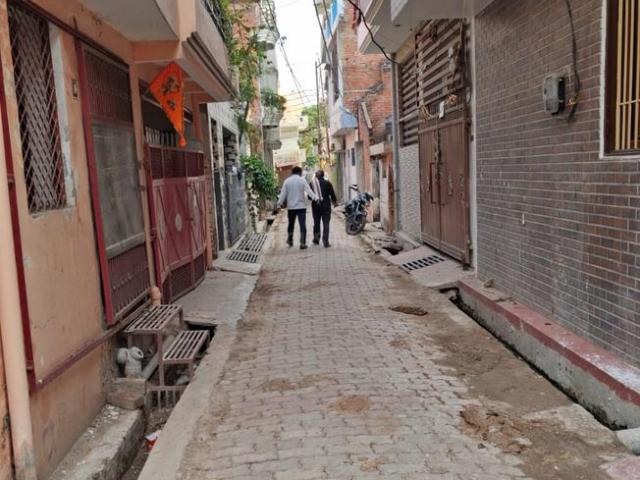 Land for sale in Allahpur, Prayagraj
