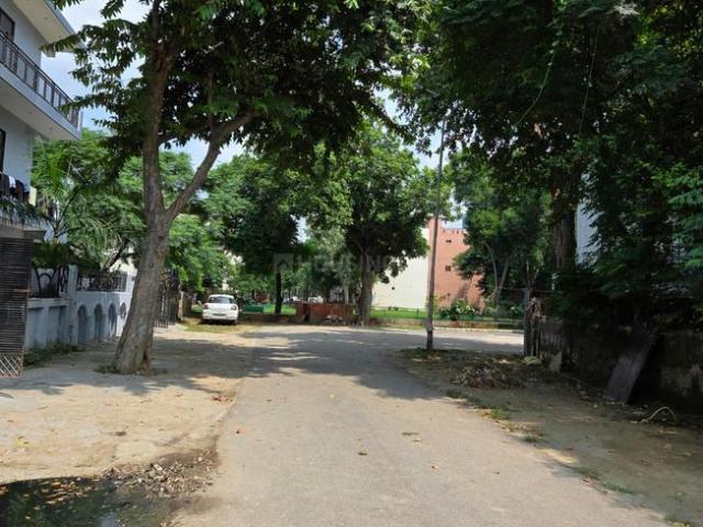 Land for sale in Alpha 2, Greater Noida