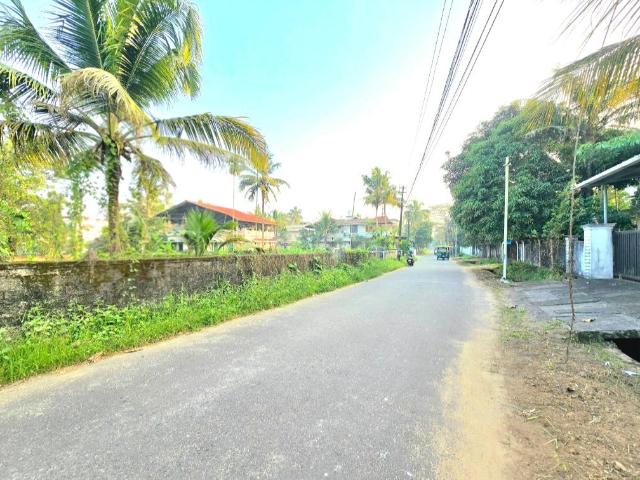 Land for sale in Aluva, Kerala