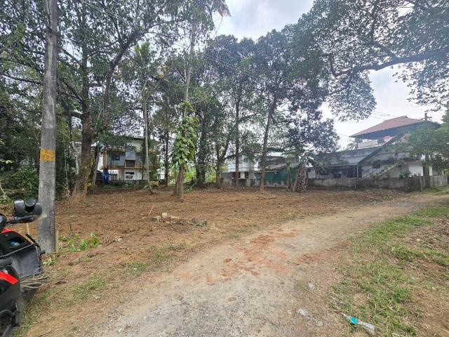 Land for sale in Aluva, Kerala