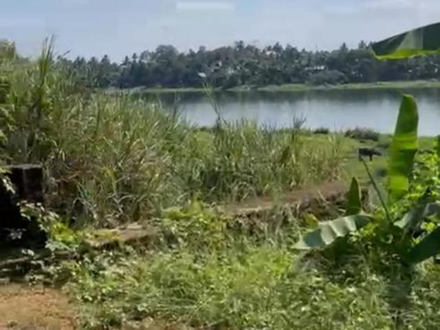 Land for sale in Aluva, Kerala