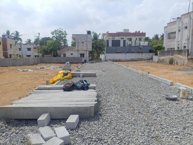 Land for sale in Ambattur, Tamil Nadu