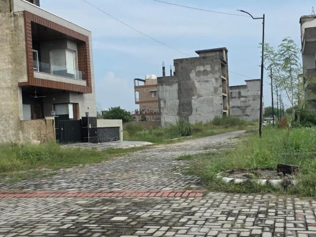 Land for sale in Dera Bassi, Punjab