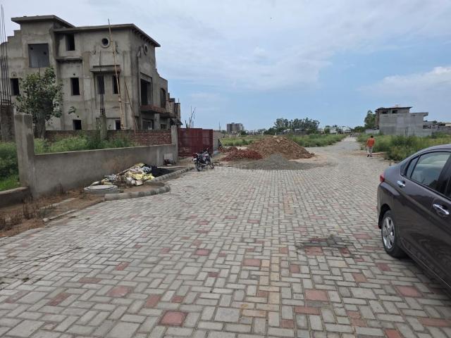 Land for sale in Dera Bassi, Punjab