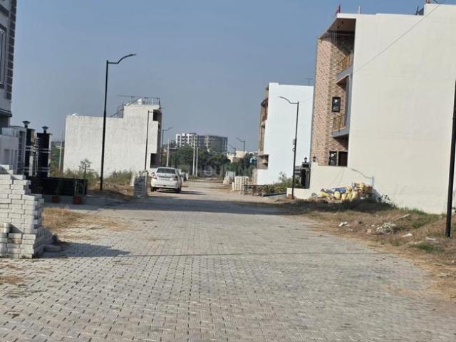 Land for sale in Dera Bassi, Punjab