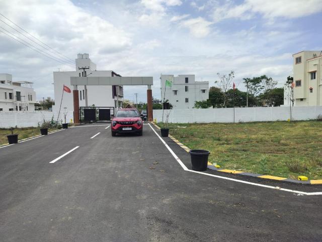 Land for sale in Avati, Tamil Nadu