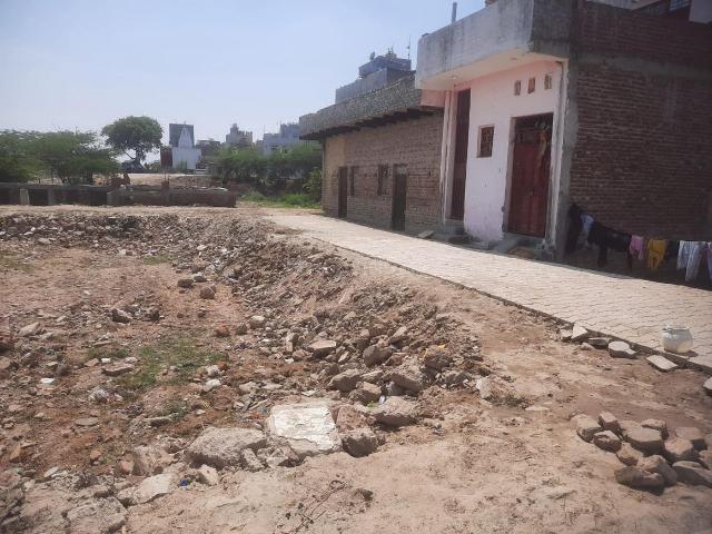 Land for sale in Deri