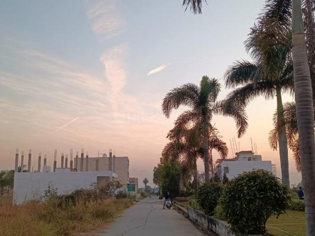 Land for sale in Madya