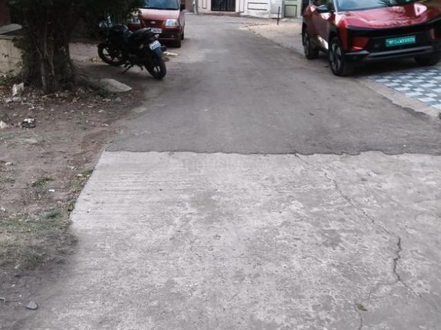 Land for sale in Madya