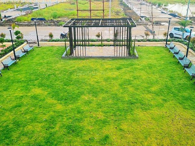 Land for sale in Madya