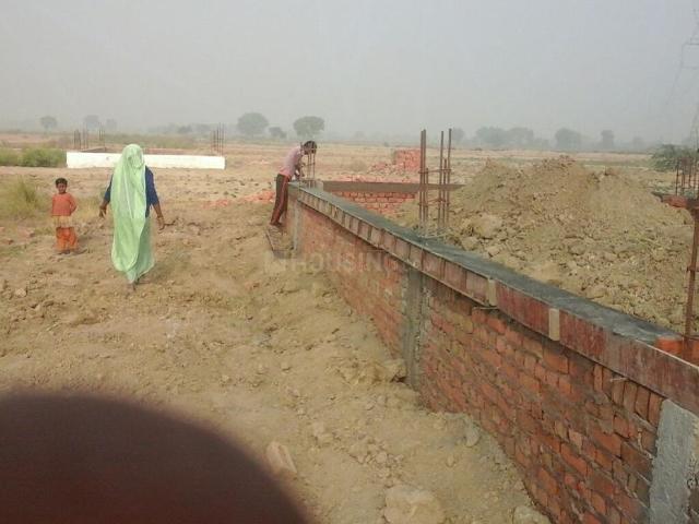 Land for sale in Gajipur, Mathura
