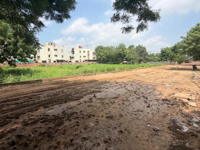 Land for sale in Gandhinagar, Gujarat