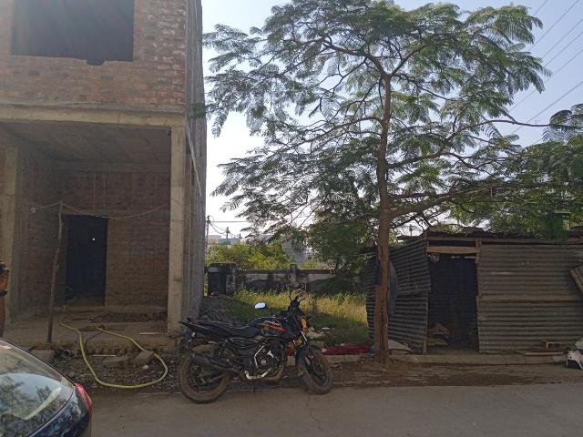 Land for sale in Madya