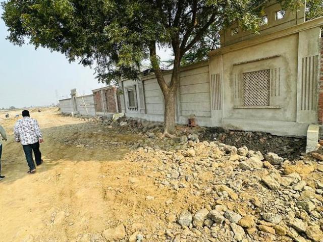 Land for sale in Madya