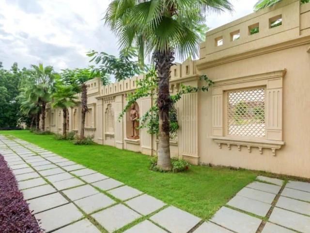 Land for sale in Madya