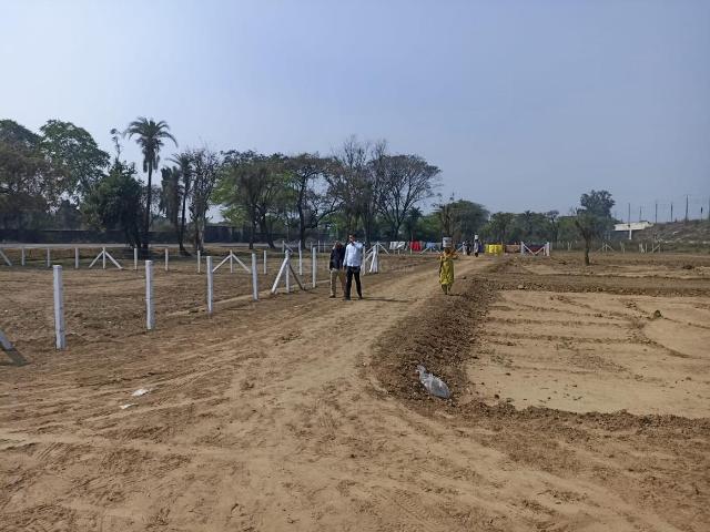 Land for sale in Hariana