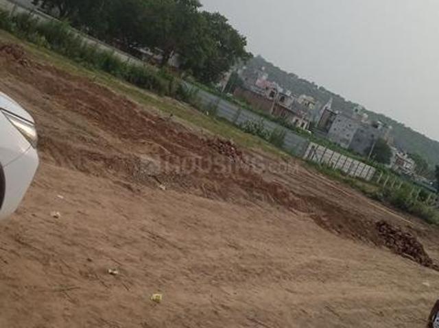 Land for sale in Hariana