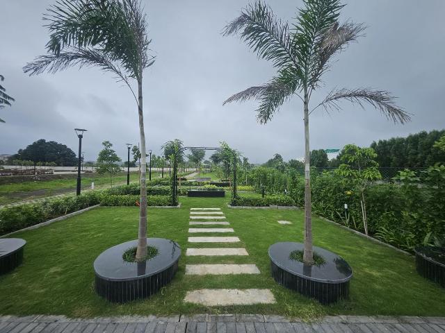 Land for sale in Madya