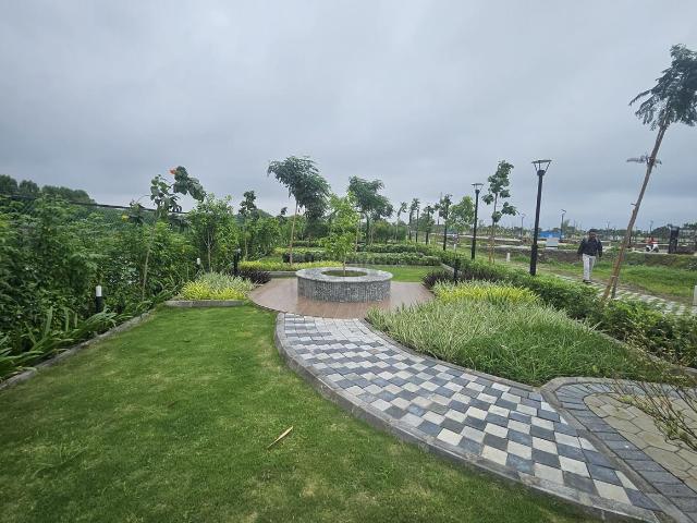 Land for sale in Madya