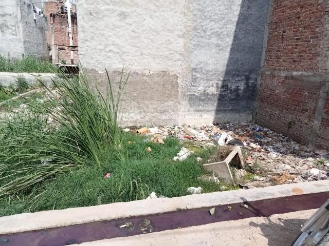 Land for sale in Central Delhi, Deri