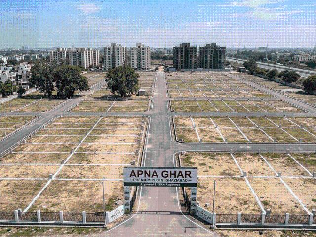 Land for sale in Gautam Buddha Nagar, Uttar Pradesh