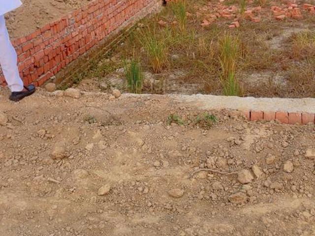 Land for sale in Varanasi