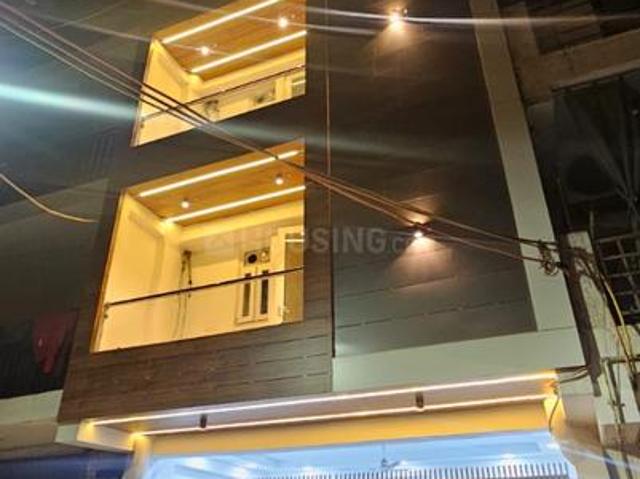 Land for sale in South Delhi, Deri