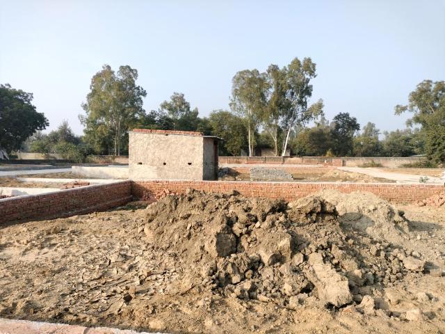 Land for sale in South West Delhi, Deri