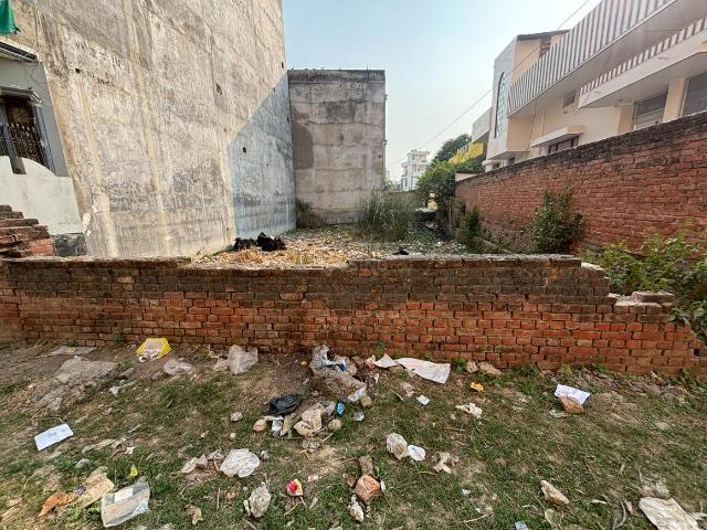 Land for sale in Banaras Ghats, Varanasi