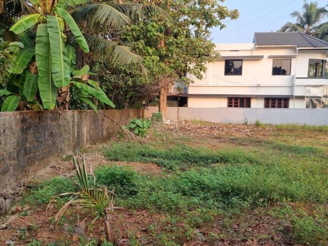 Land for sale in Aluva, Kerala
