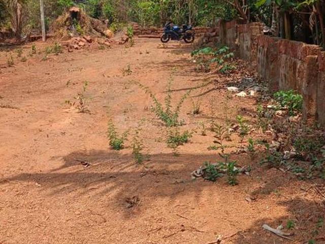 Land for sale in Ambarim, Goa