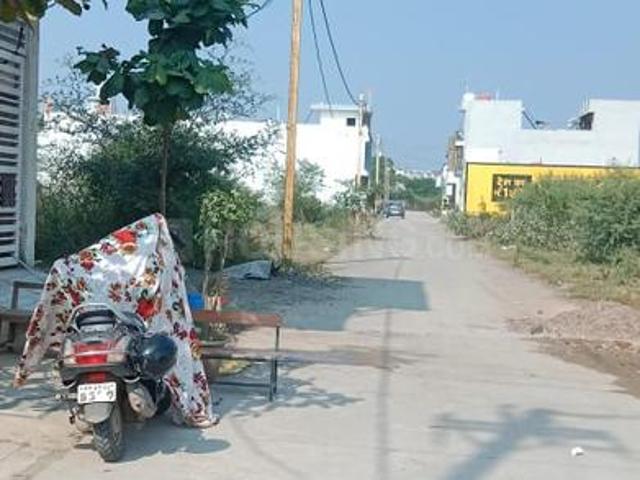 Land for sale in Madya