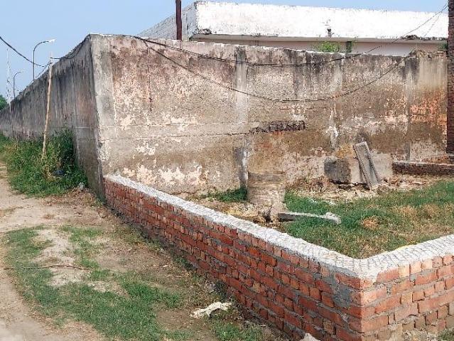 Land for sale in Hariana