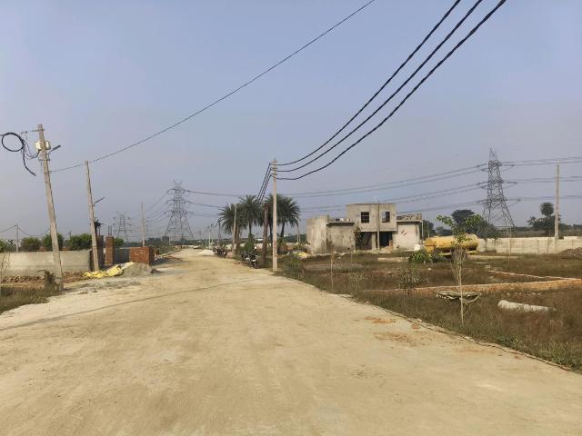 Land for sale in Dadri, Gautam Buddha Nagar