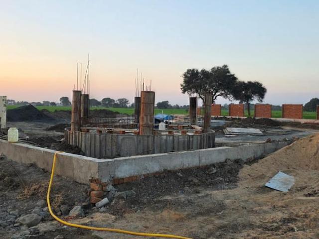 Land for sale in Madya