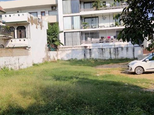 Land for sale in Hariana