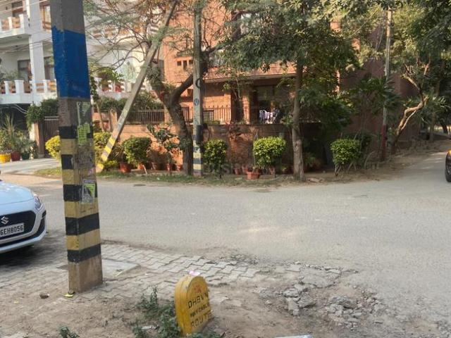 Land for sale in Hariana