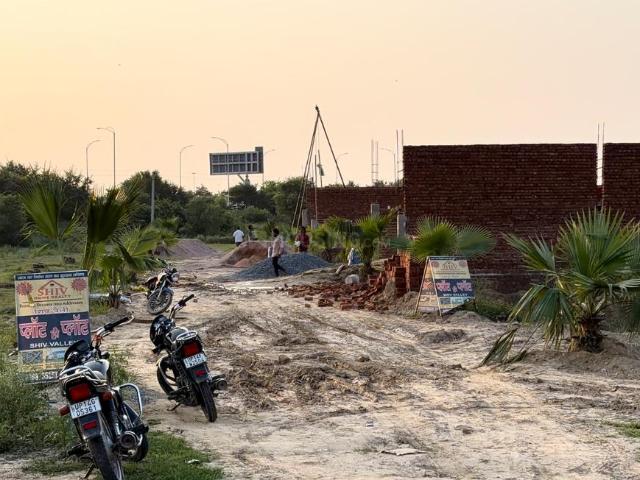 Land for sale in Basantpur Saitli, Ghaziabad