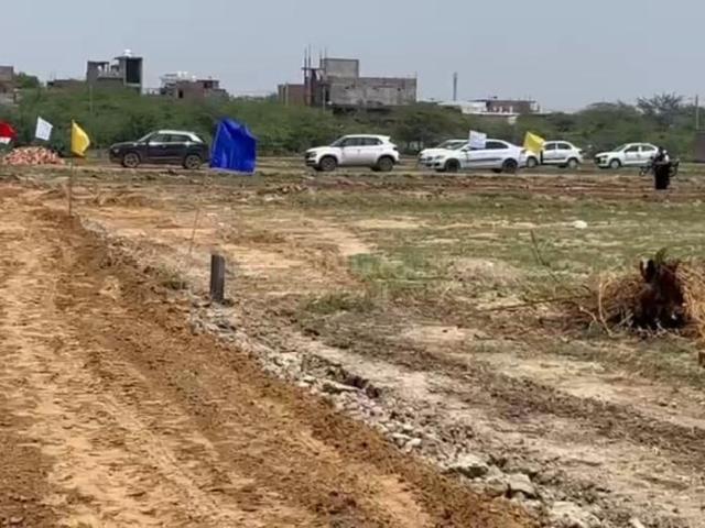 Land for sale in Hariana