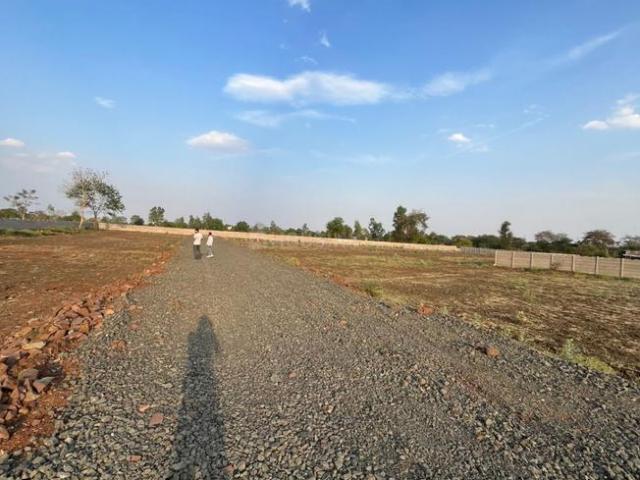 Land for sale in Madya