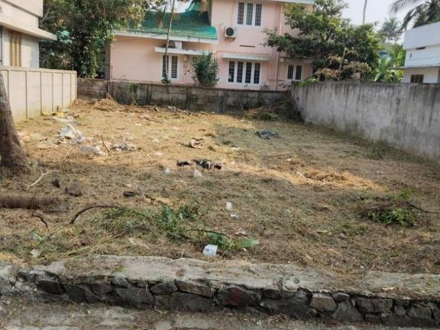 Land for sale in Cochin, Kerala