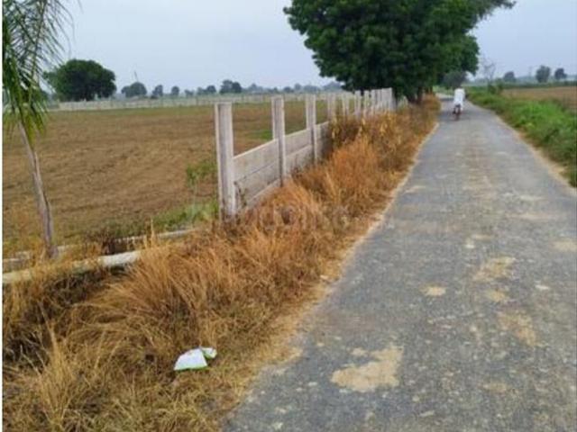 Land for sale in Hariana